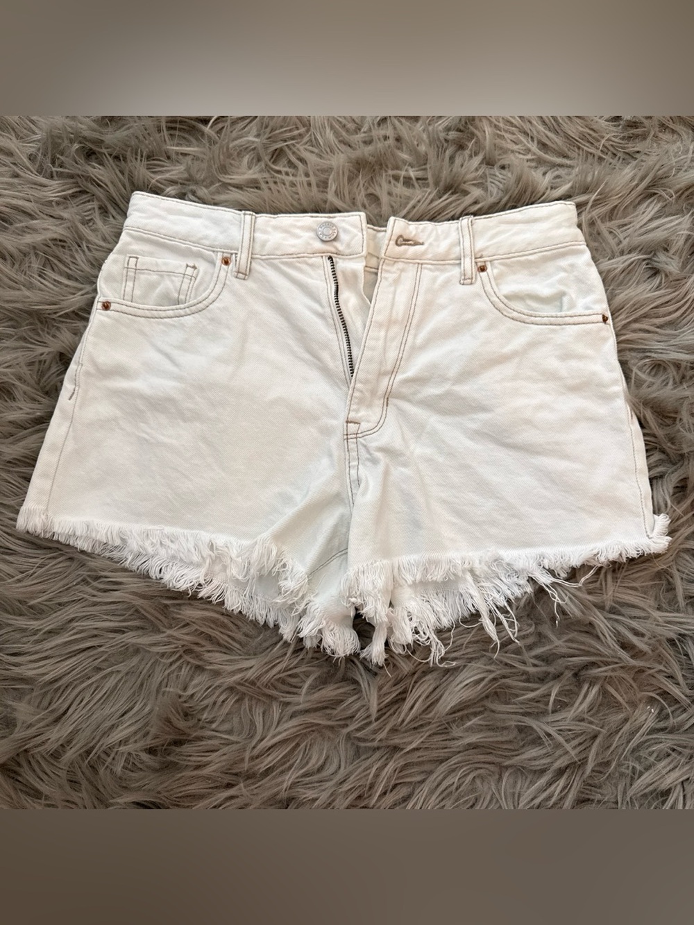 Pacsun high rise festival White Frayed Hem Denim Shorts